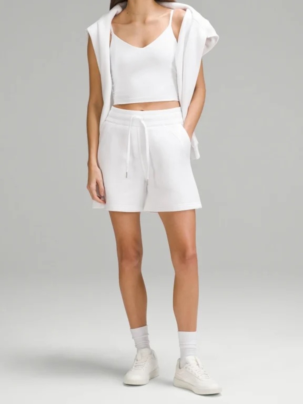 NWT lululemon scuba high rise short